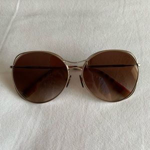 New! ❤️ Burberry Sunglasses